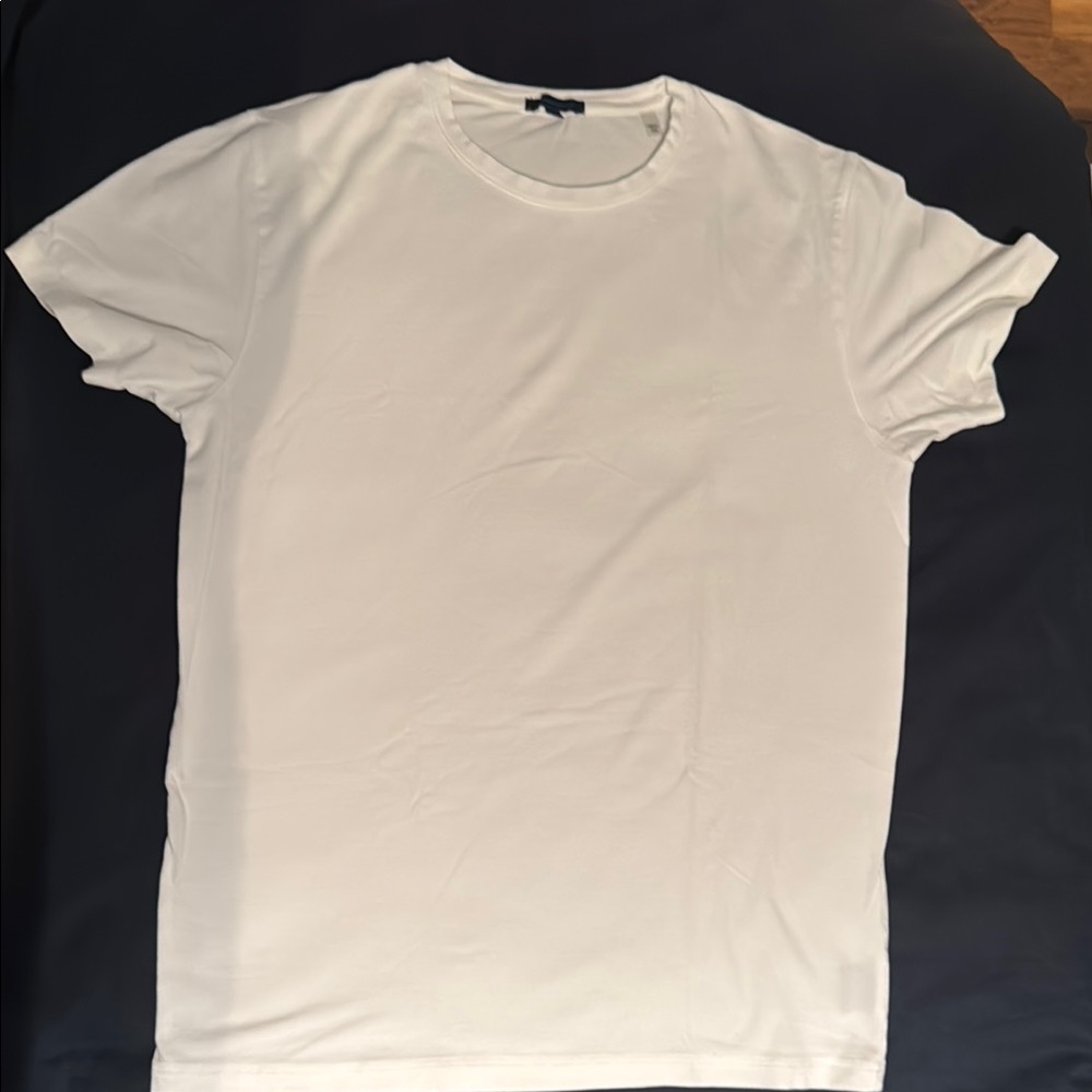 Classic White Men's Short Sleeve Tee